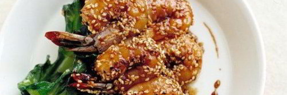 Шашлык из креветок с кунжутом в соевом соусе