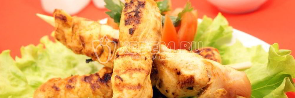 Шашлык из курицы на сковороде гриль