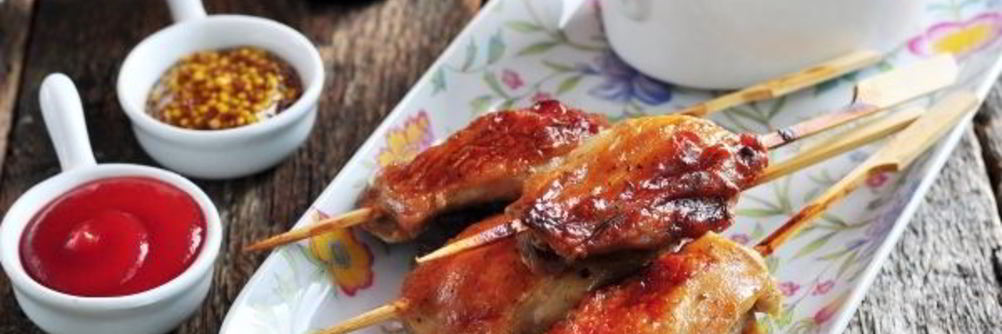 Шашлык из курицы в духовке на шпажках