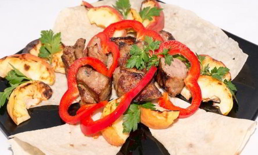 Рецепт шашлыка из свинины и яблок на гриле