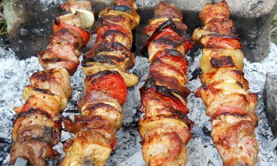 Рецепт шашлыка из свинины классический с лимоном