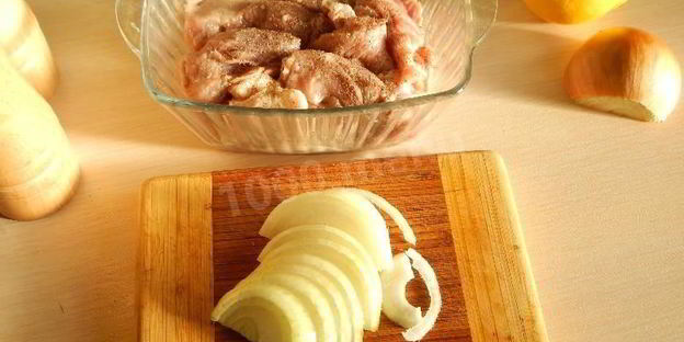 шашлык из свинины с лимоном в аэрогриле