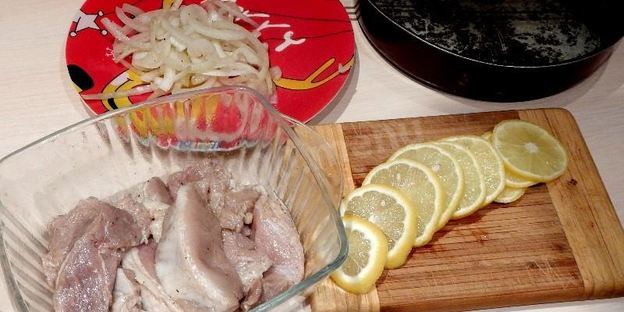 шашлык из свинины с лимоном в аэрогриле