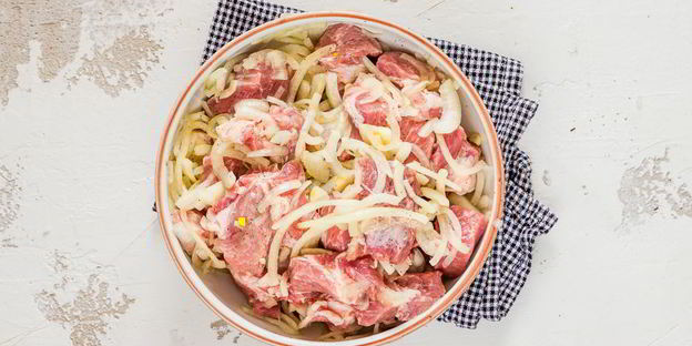 шашлык из свинины с винным уксусом