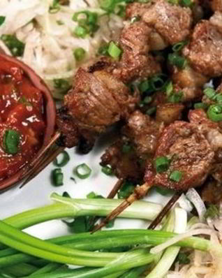 Шашлык из свинины в лимонном соусе в духовке