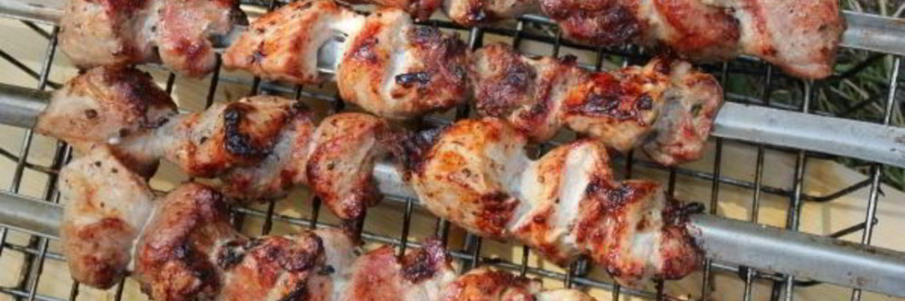 Шашлык из свиной шейки с луком