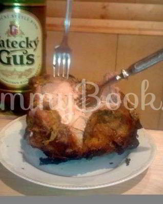 Шашлык кабанья нога в углях