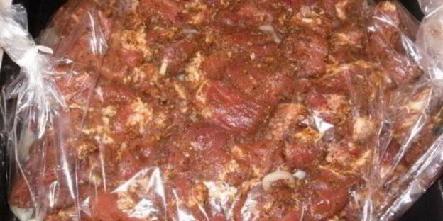 шашлык на луковой подушке в духовке