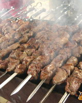 Шашлык с соком киви