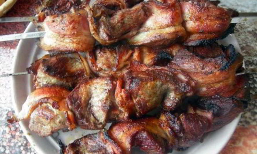 Рецепт шашлыка в беконе