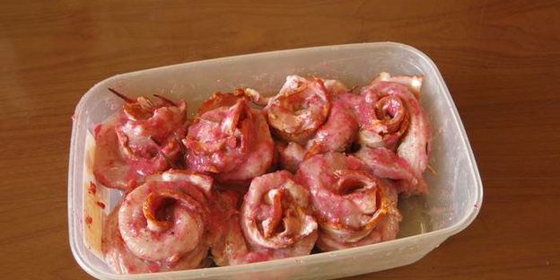 шашлык в кизиловом маринаде розы