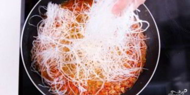 стеклянная лапша со свининой