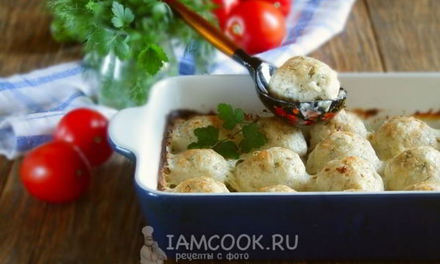 Рецепт куриных тефтелей в сметанном соусе