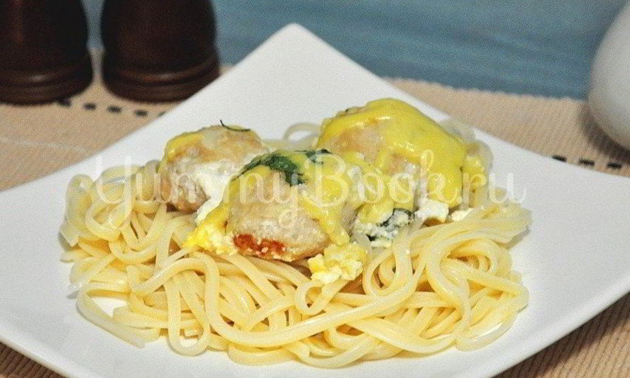 Рецепт куриных тефтелек под сырным соусом