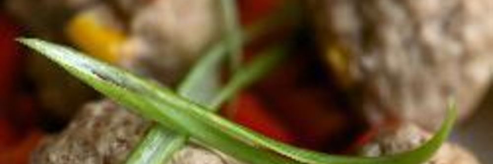 Куриные тефтельки с кукурузой и ананасами