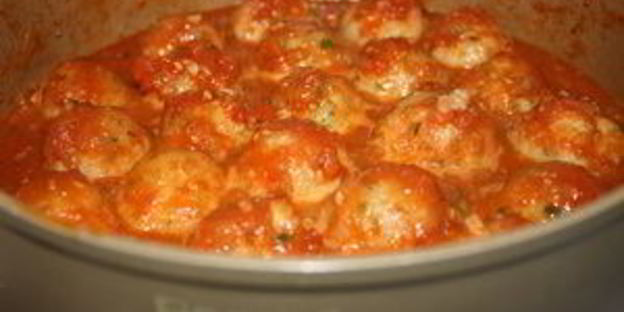 рыбные тефтели в томатном соусе