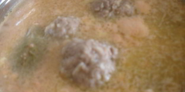 тефтели ежики в сметанно-томатном соусе