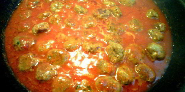 тефтели из сардин в соусе