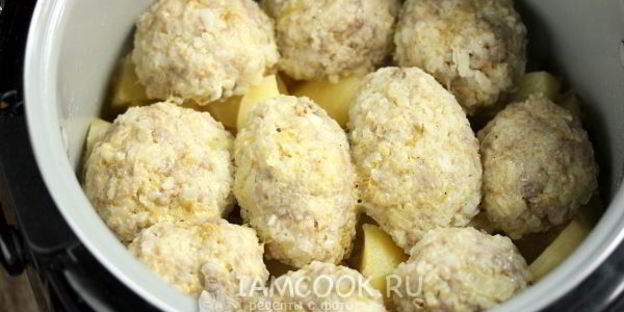 тефтели из свинины с картошкой