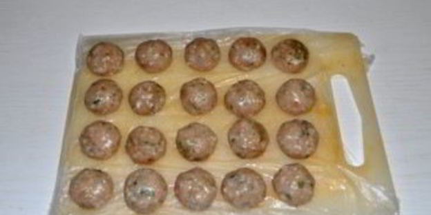 тефтели куриные в сметанном соусе