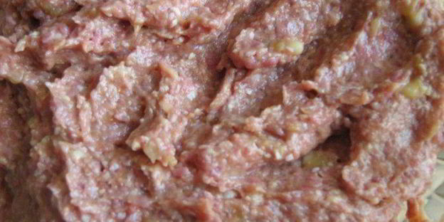 тефтели с бананами, кешью и карри с манговым соусом