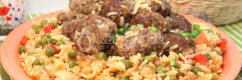 Тефтели с рисом и овощами