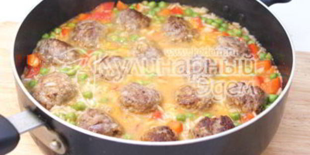 тефтели с рисом и овощами