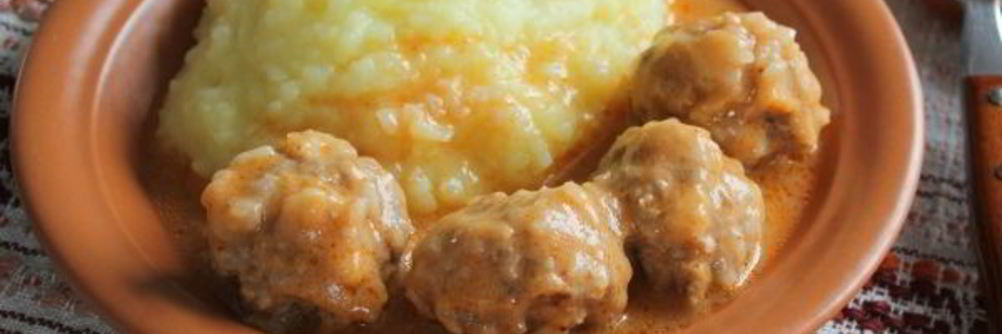 Тефтели с рисом с подливкой в мультиварке