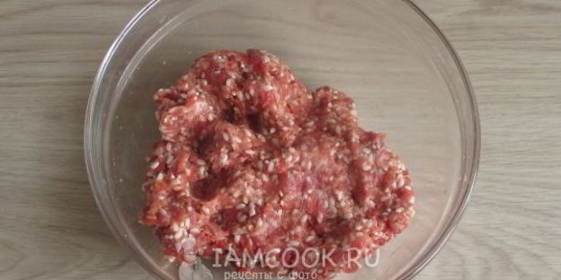 тефтели с рисом с подливкой в мультиварке