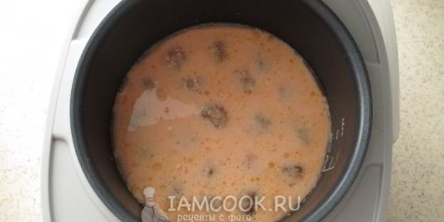 тефтели с рисом с подливкой в мультиварке