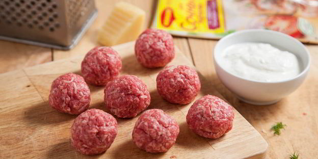 тефтели с сыром в сливочно-томатном соусе