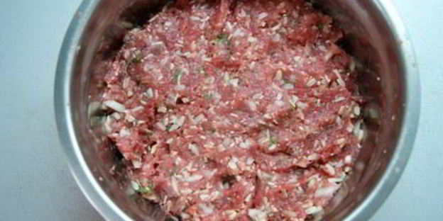 тефтели с сыром в соусе из томатов