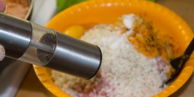 тефтели в духовке в томатном соусе