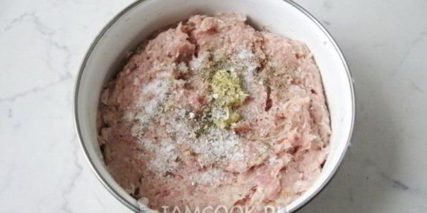 тефтели в грибном соусе