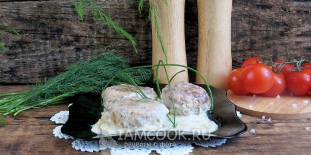 тефтели в молочном соусе