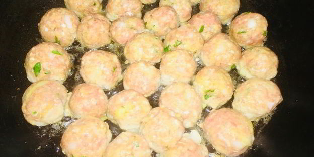 тефтели в сливочном соусе