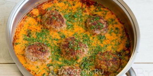 тефтели в сметанно-томатном соусе