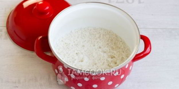 тефтели в сметанно-томатном соусе