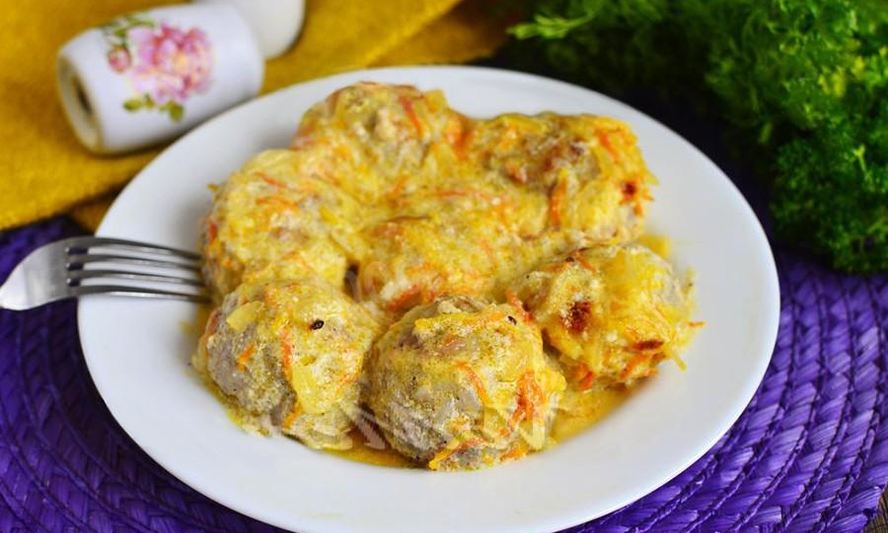 Рецепт тефтелей в сметанном соусе в духовке