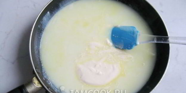 тефтели в сырном соусе