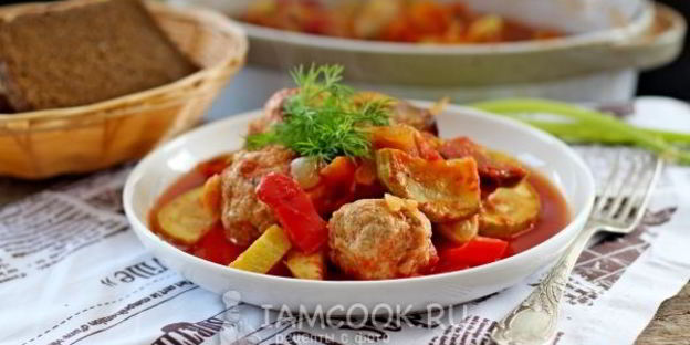 тефтели запеченные с овощами