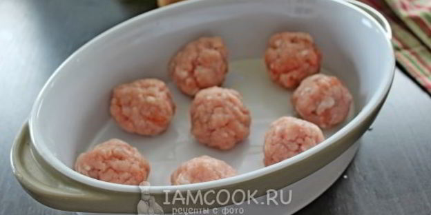 тефтели запеченные с овощами