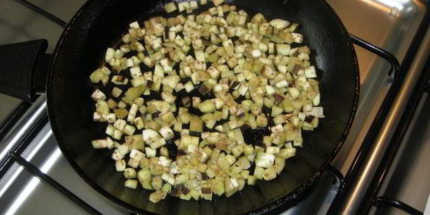 тефтельки по-гречески с дзадзыки