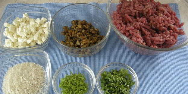 тефтельки по-гречески с дзадзыки