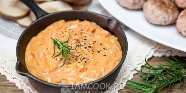 томатно-сметанная подлива для тефтелей с овощами