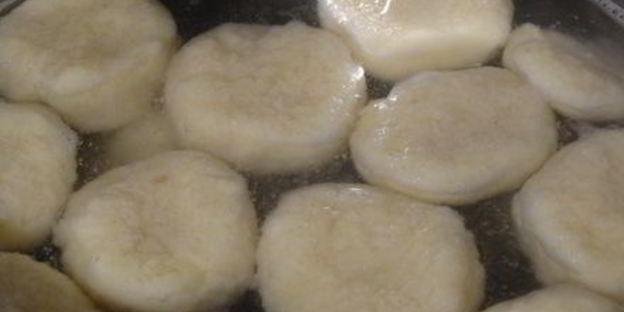 ленивые вареники из картошки со шкварками