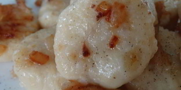 ленивые вареники из картошки со шкварками