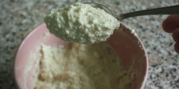 ленивые вареники с вишневым соусом