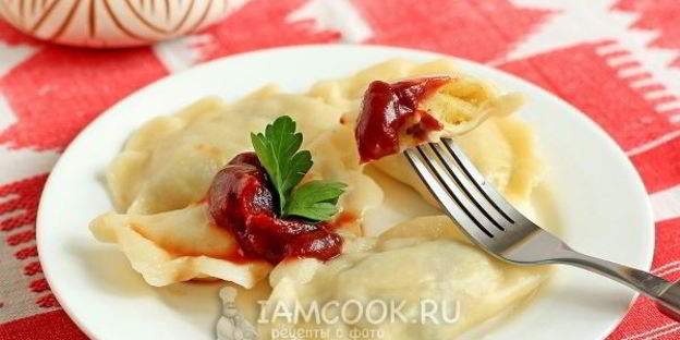 постные вареники с картошкой и грибами