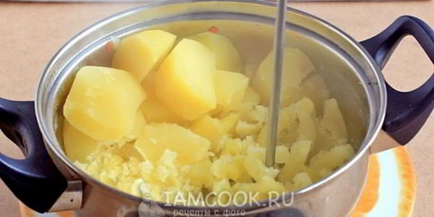 постные вареники с картошкой и грибами